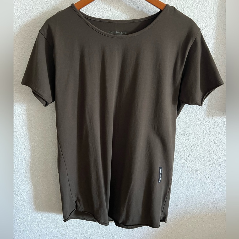 Alphalete Scoop Tee - Medium
